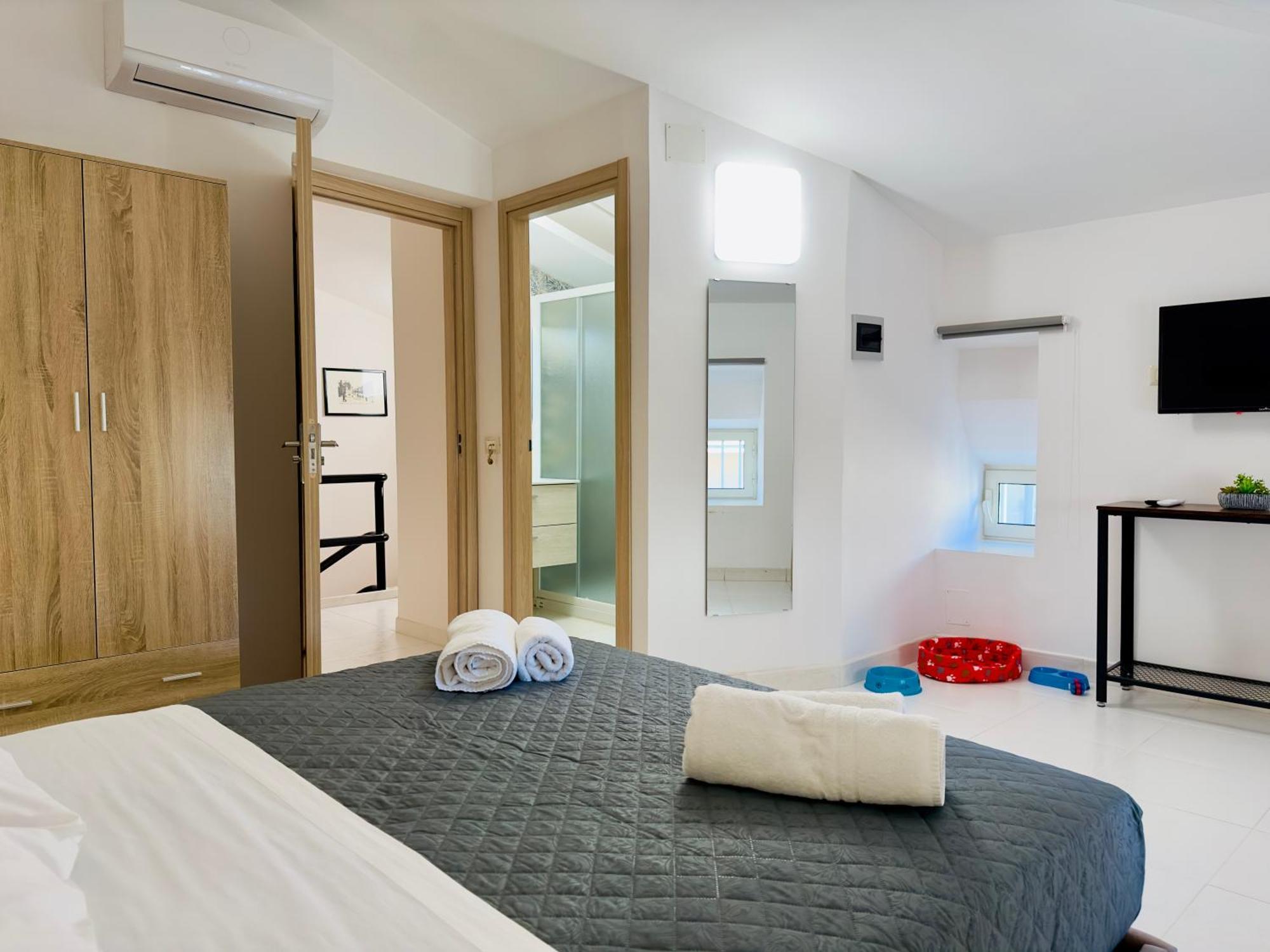 Unique Rooms In Centro Citta Bagno Privato E Climatizzatore Ragusa Buitenkant foto