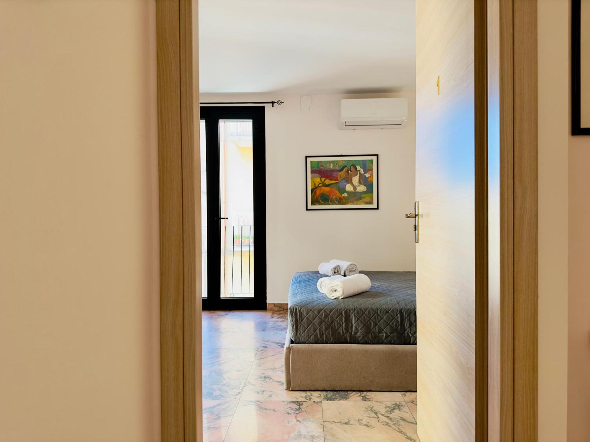 Unique Rooms In Centro Citta Bagno Privato E Climatizzatore Ragusa Buitenkant foto