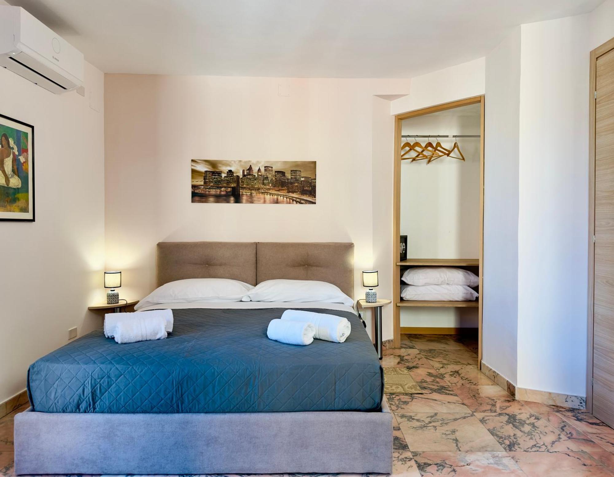 Unique Rooms In Centro Citta Bagno Privato E Climatizzatore Ragusa Buitenkant foto